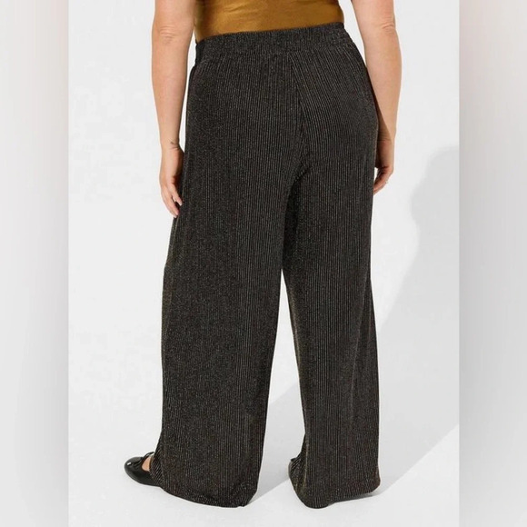 Torrid Pull On Wide Leg Stretch Lurex High-Rise Pant in Glitter Stripe Size 1X - Picture 4 of 16